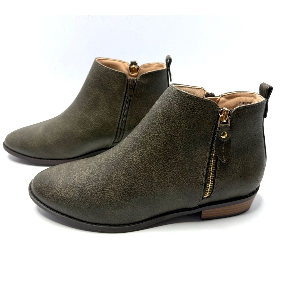 Journee Collection Women's Ellis Stacked Heel Booties Boots Olive Size 8.5 NWT